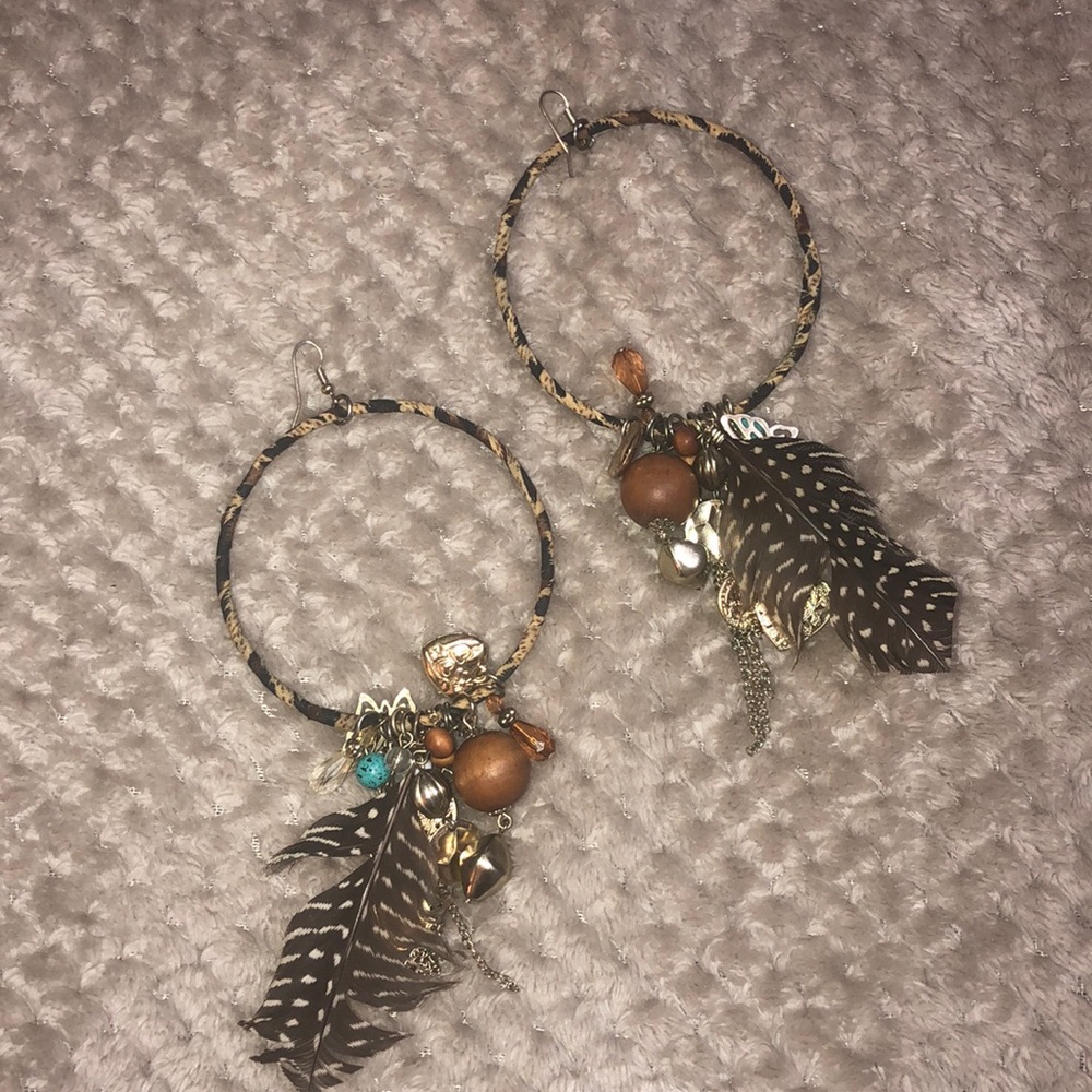 Feathered hoop earrings
